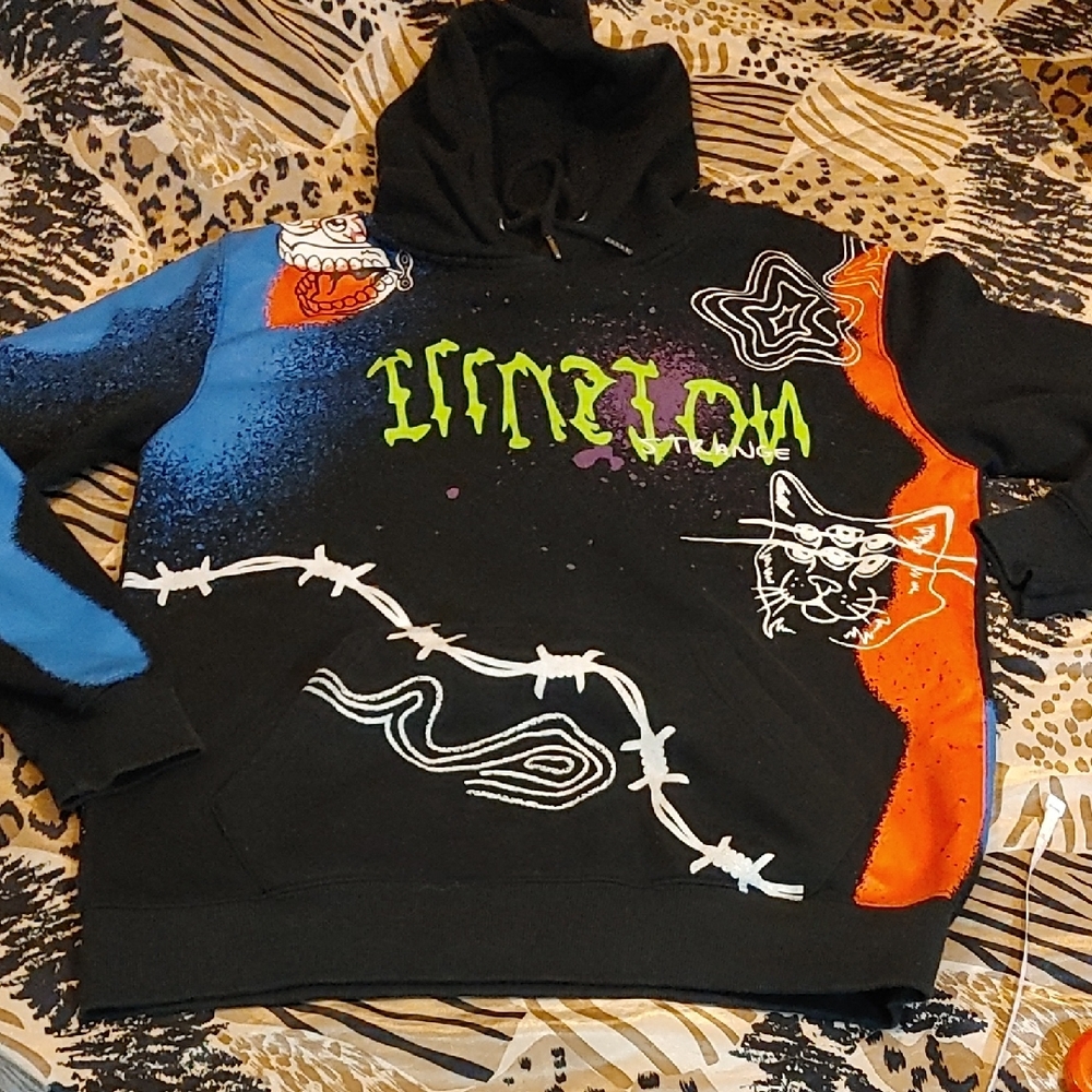 Urban Black Graphic Hoodie Sz Sm